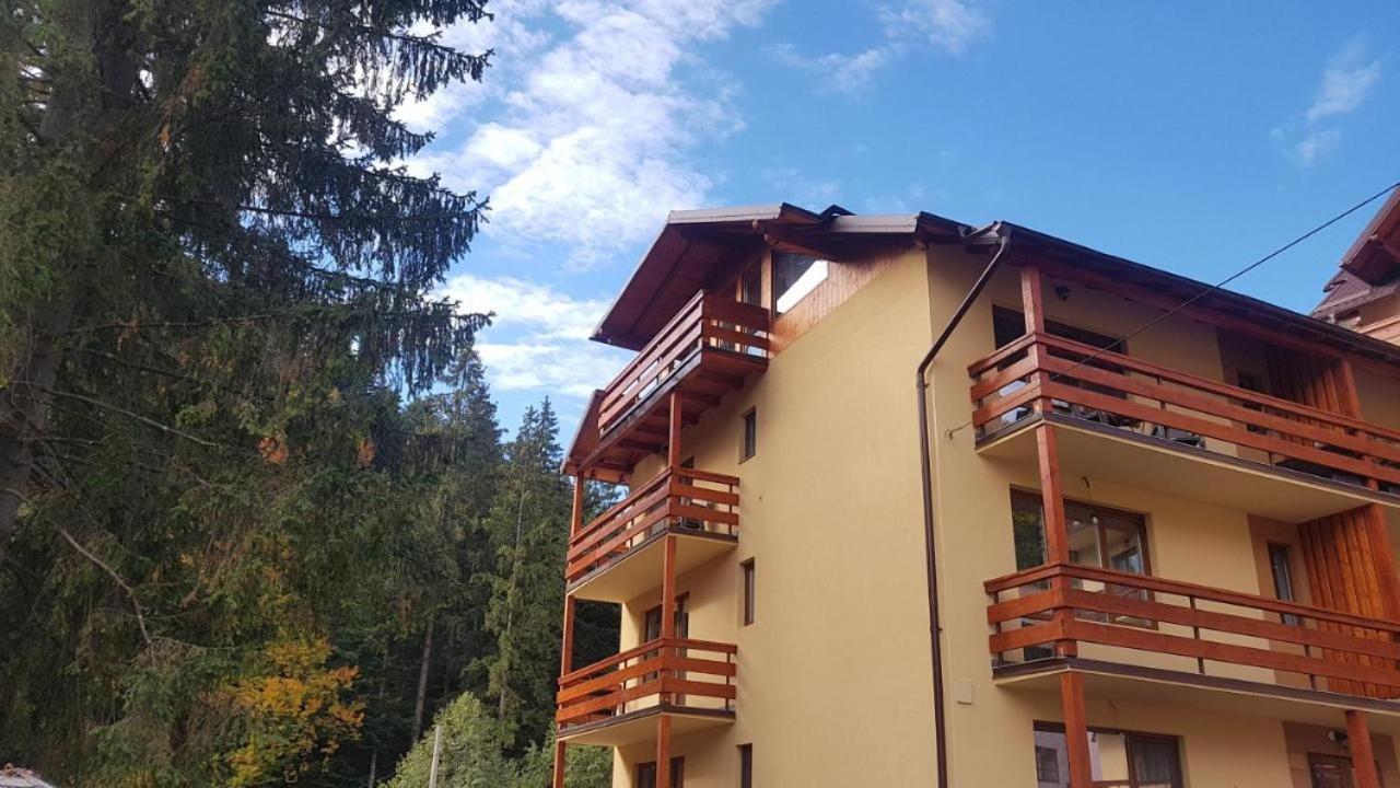 Kalinderu Luxury Ski Loft Буштені Екстер'єр фото